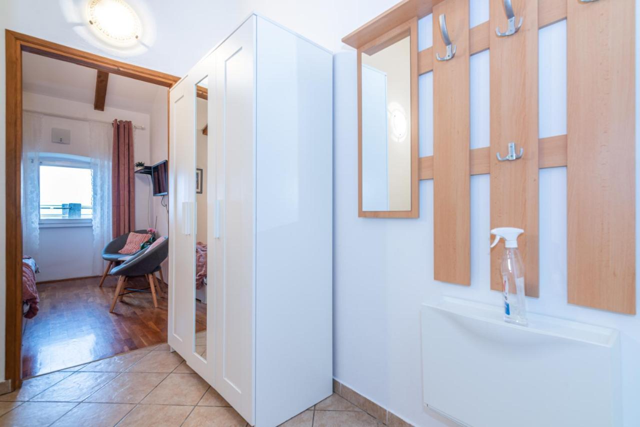 Apartment Gobac Ičići Eksteriør billede